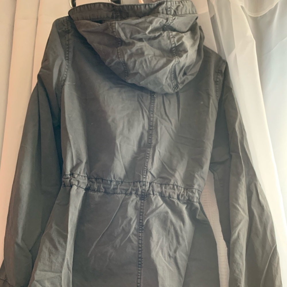Drawstring waist cargo jacket - Picture 3 of 3